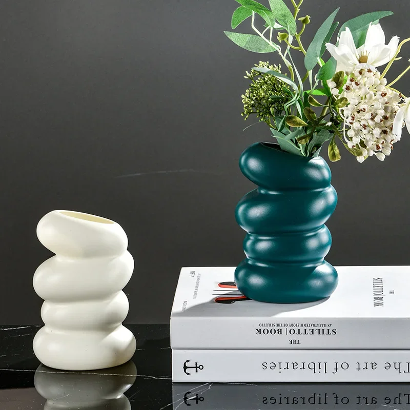 1PC Plastic Spiral White Vase  - Kitchen Appliances In White reseña y precio